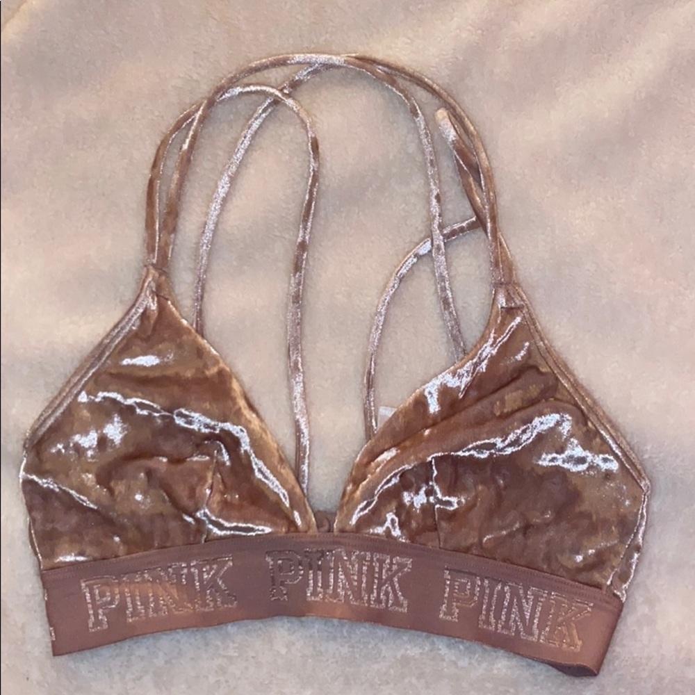velvet bralette💗